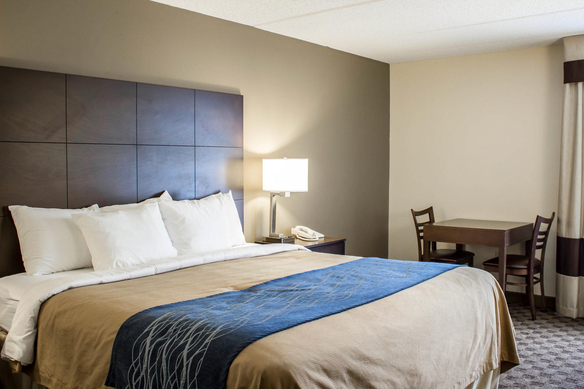 Comfort Inn & Suites Fuquay Varina Exterior photo