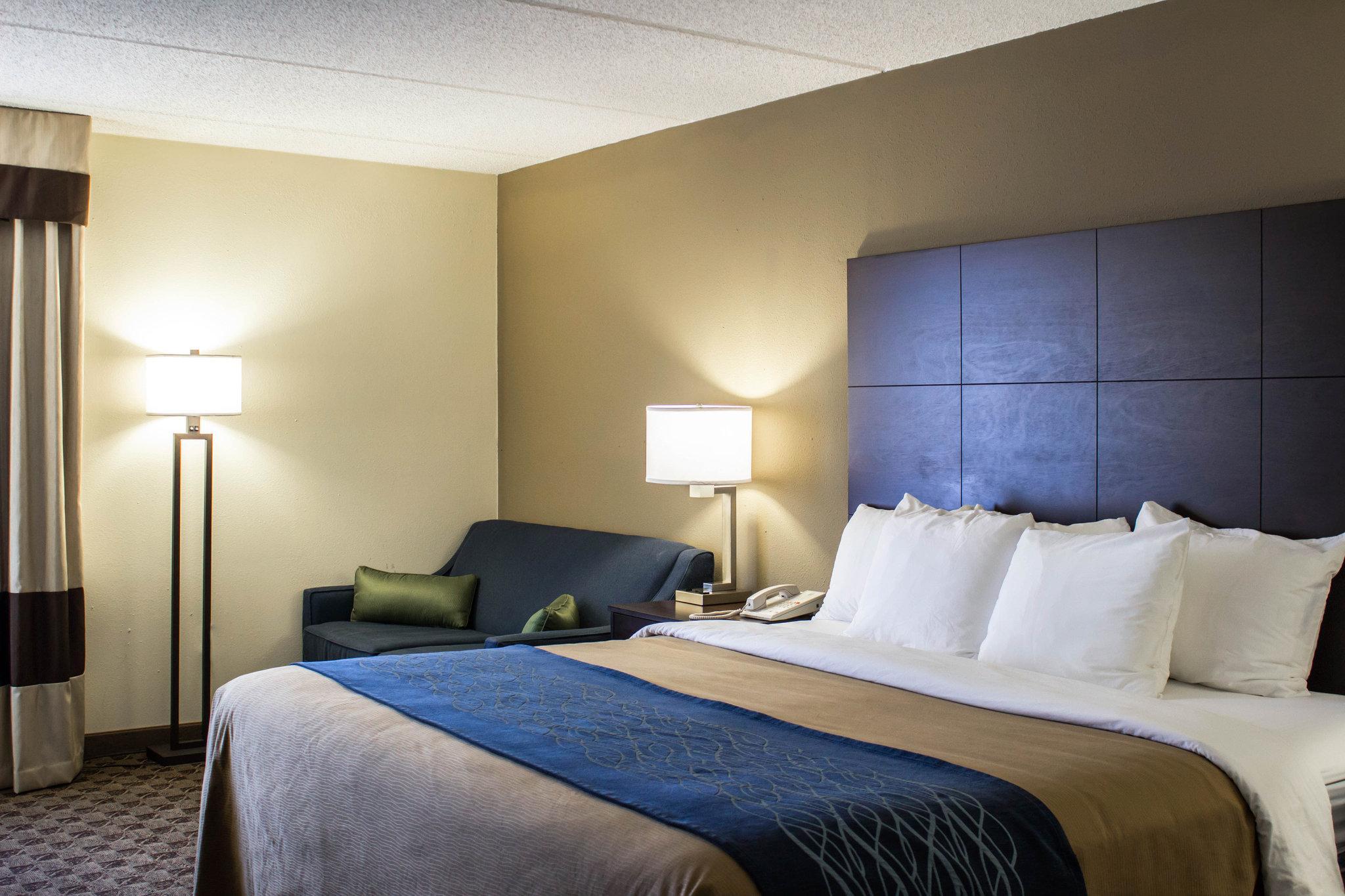 Comfort Inn & Suites Fuquay Varina Exterior photo